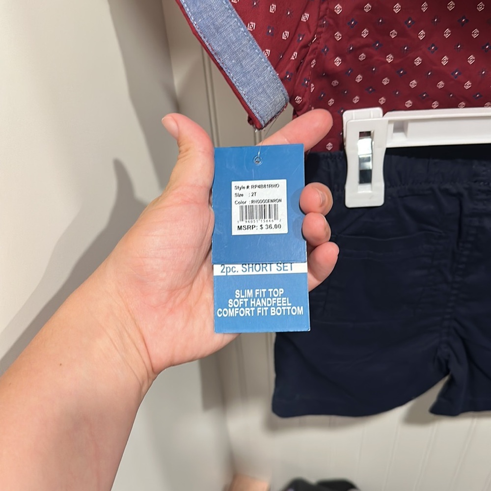 Perry Ellis 2 pc short set - Picture 3 of 3